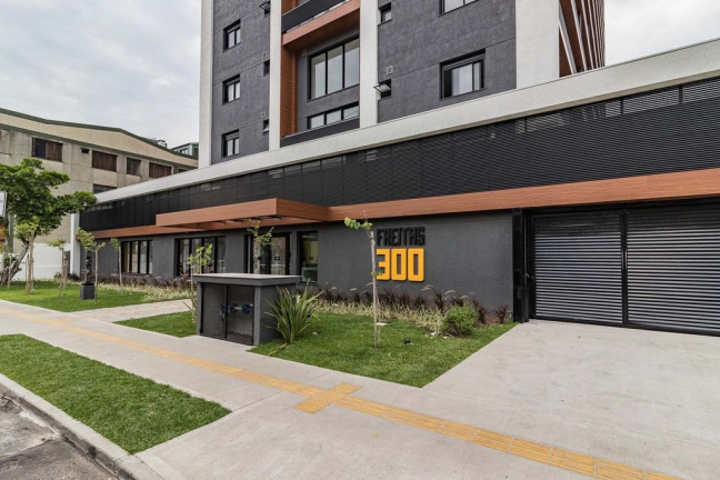 Imagem Apartamento com 2 Quartos à Venda, 61 m² em Azenha - Porto Alegre Imagem Apartamento com 2 Quartos à Venda, 61 m² em Azenha - Porto Alegre