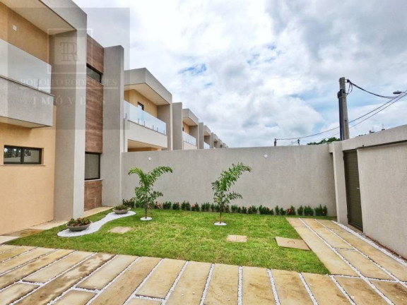 Imagem Casa com 4 Quartos à Venda, 170 m² em Pires Façanha - Eusébio Imagem Casa com 4 Quartos à Venda, 170 m² em Pires Façanha - Eusébio