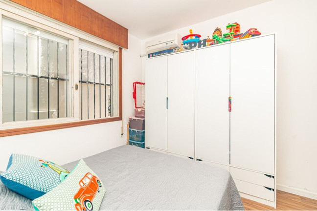 Imagem Imóvel com 2 Quartos à Venda, em Petrópolis - Porto Alegre Imagem Imóvel com 2 Quartos à Venda, em Petrópolis - Porto Alegre