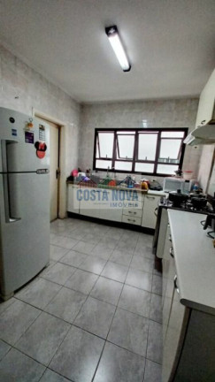 Imagem Apartamento com 3 Quartos à Venda, 179 m² Imagem Apartamento com 3 Quartos à Venda, 179 m²