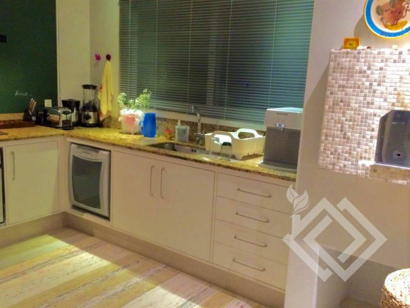 Imagem Casa com 3 Quartos à Venda, 220 m² em Jurerê Internacional - Florianópolis Imagem Casa com 3 Quartos à Venda, 220 m² em Jurerê Internacional - Florianópolis