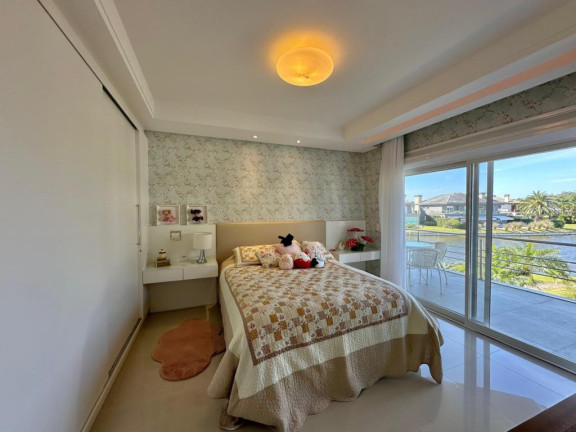 Imagem Casa com 4 Quartos à Venda, 3.575 m² em Atlantida - Capao Da Canoa Imagem Casa com 4 Quartos à Venda, 3.575 m² em Atlantida - Capao Da Canoa