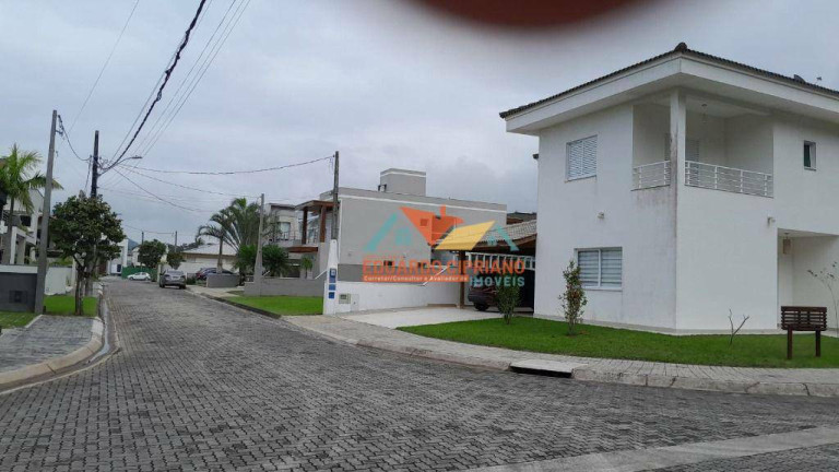 Imagem Casa com 4 Quartos à Venda, 221 m² em Massaguaçu - Caraguatatuba