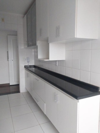 Imagem Apartamento com 2 Quartos à Venda, 69 m² em Jardim Tupanci - Barueri