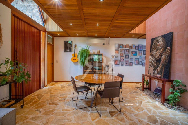 Imagem Casa com 3 Quartos à Venda, 204 m² em Condomínio São Joaquim - Vinhedo Imagem Casa com 3 Quartos à Venda, 204 m² em Condomínio São Joaquim - Vinhedo