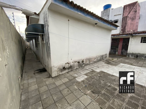 Imagem Casa com 3 Quartos à Venda, 396 m² em Santa Esmeralda - Arapiraca Imagem Casa com 3 Quartos à Venda, 396 m² em Santa Esmeralda - Arapiraca