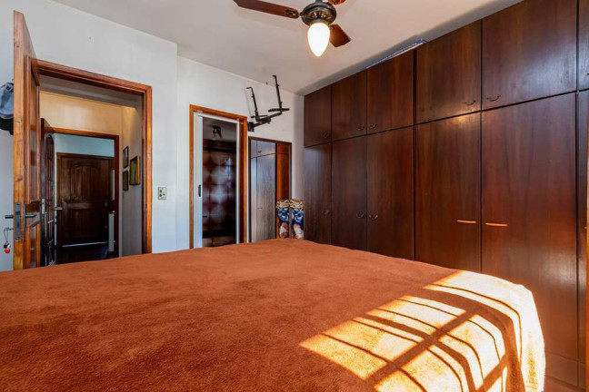 Imagem Casa com 3 Quartos à Venda, 120 m² em Medianeira - Porto Alegre Imagem Casa com 3 Quartos à Venda, 120 m² em Medianeira - Porto Alegre