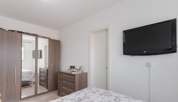 Imagem Apartamento com 2 Quartos à Venda, 48 m² em Sarandi - Porto Alegre
