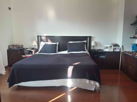 Imagem Casa com 4 Quartos à Venda, 350 m² em Aruã - Mogi Das Cruzes Imagem Casa com 4 Quartos à Venda, 350 m² em Aruã - Mogi Das Cruzes
