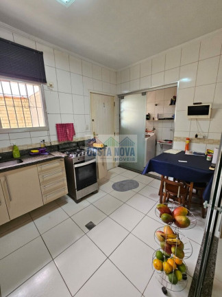 Imagem Casa com 2 Quartos à Venda, 110 m² Imagem Casa com 2 Quartos à Venda, 110 m²