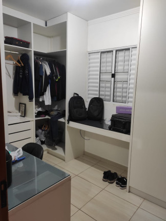 Imagem Sobrado com 3 Quartos à Venda, em Parque Sevilha (nova Veneza) - Sumaré Imagem Sobrado com 3 Quartos à Venda, em Parque Sevilha (nova Veneza) - Sumaré