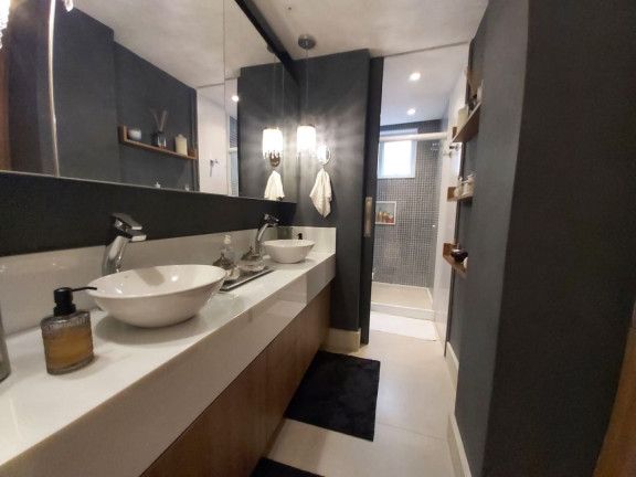 Imagem Apartamento com 4 Quartos à Venda, 220 m² em Icaraí - Niterói Imagem Apartamento com 4 Quartos à Venda, 220 m² em Icaraí - Niterói