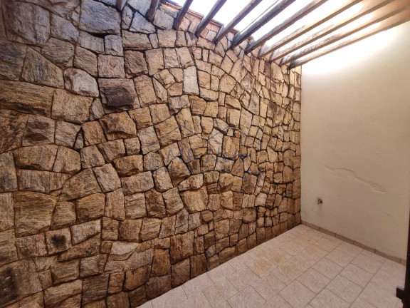 Imagem Casa com 3 Quartos para Alugar, 200 m² em Vila Pinheiro - Pirassununga Imagem Casa com 3 Quartos para Alugar, 200 m² em Vila Pinheiro - Pirassununga