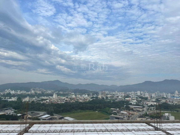 Imagem Sobrado com 2 Quartos à Venda, 100 m² em Centro - Camboriú Imagem Sobrado com 2 Quartos à Venda, 100 m² em Centro - Camboriú