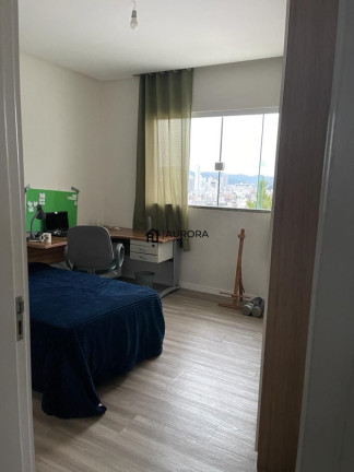 Imagem Casa com 4 Quartos à Venda, 350 m² em Ariribá - Balneário Camboriú Imagem Casa com 4 Quartos à Venda, 350 m² em Ariribá - Balneário Camboriú