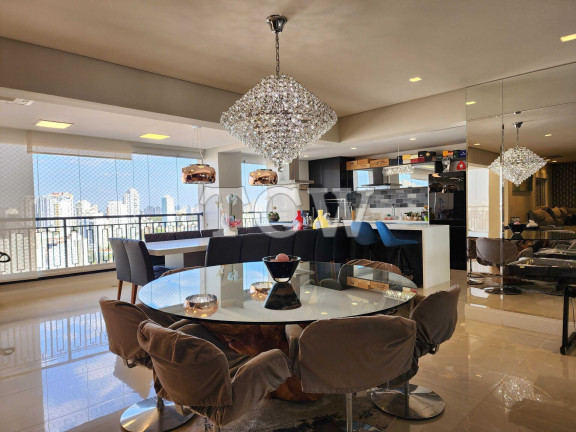Imagem Apartamento com 3 Quartos à Venda, 250 m² em Aclimação - São Paulo
