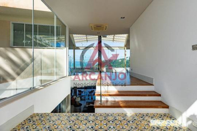 Imagem Casa com 6 Quartos à Venda, 1.100 m² em Praia Vermelha - Ubatuba Imagem Casa com 6 Quartos à Venda, 1.100 m² em Praia Vermelha - Ubatuba