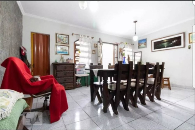 Casa com 4 Quartos à Venda, 231 m² em Belém - São Paulo