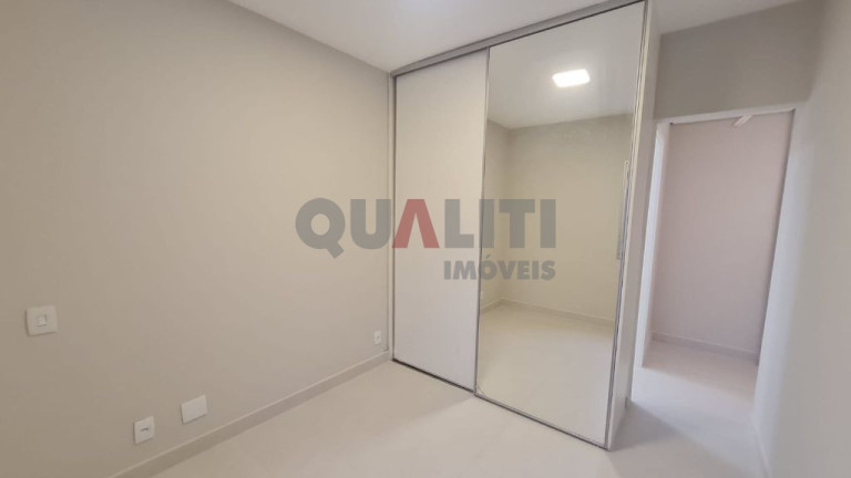 Imagem Apartamento com 3 Quartos à Venda, 86 m² em Moema - São Paulo