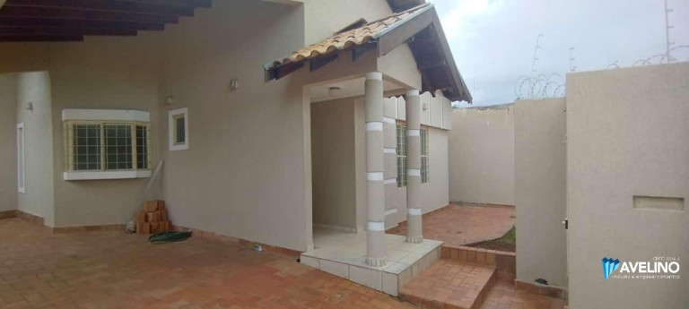 Imagem Casa com 3 Quartos à Venda, 170 m² em Jardim São Lourenço - Campo Grande Imagem Casa com 3 Quartos à Venda, 170 m² em Jardim São Lourenço - Campo Grande