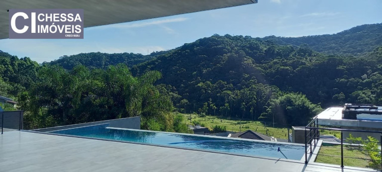 Imagem Sobrado com 4 Quartos à Venda, 600 m² em Ariribá - Balneário Camboriú Imagem Sobrado com 4 Quartos à Venda, 600 m² em Ariribá - Balneário Camboriú
