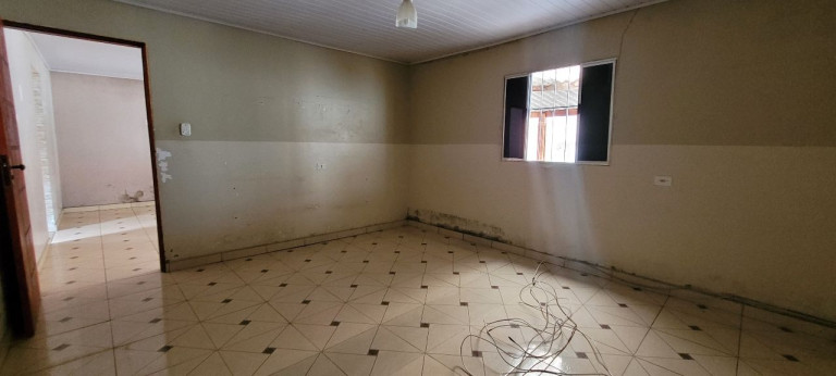 Imagem Imóvel com 2 Quartos à Venda, 650 m² em Jardim Itacolomi - Itapevi Imagem Imóvel com 2 Quartos à Venda, 650 m² em Jardim Itacolomi - Itapevi