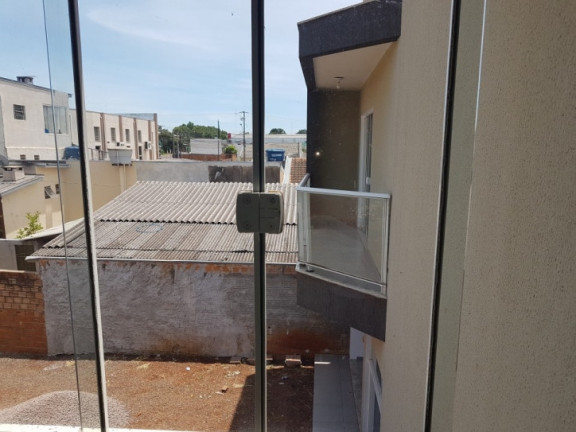 Imagem Sobrado com 3 Quartos à Venda, 420 m² em Guarujá - Cascavel