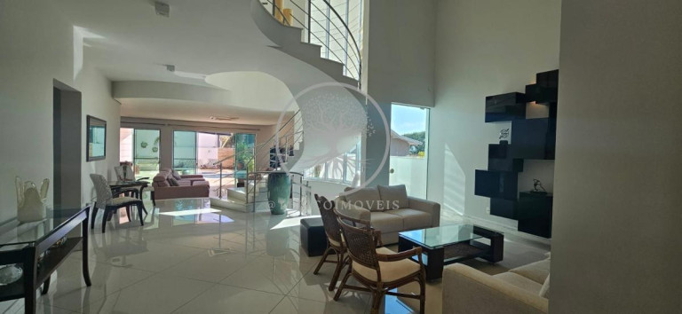 Casa de Condomínio com 4 Quartos à Venda, 414 m²