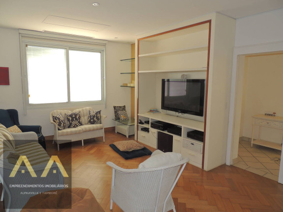 Imagem Casa com 4 Quartos à Venda, 950 m² em Alphaville - Barueri