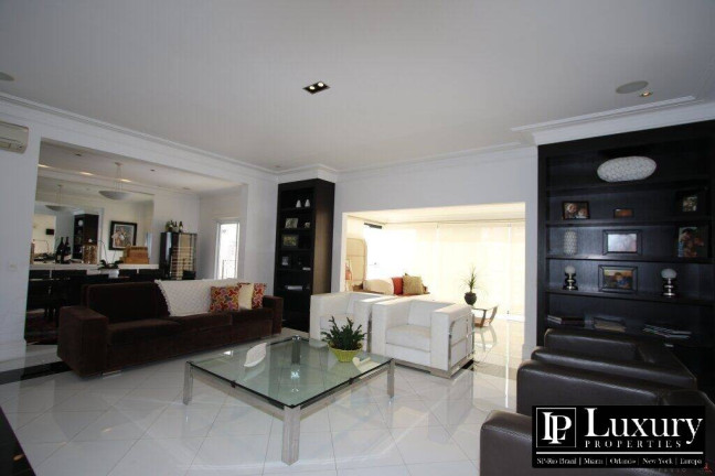 Imagem Apartamento com 2 Quartos à Venda, 280 m² em Vila Nova Conceição - São Paulo