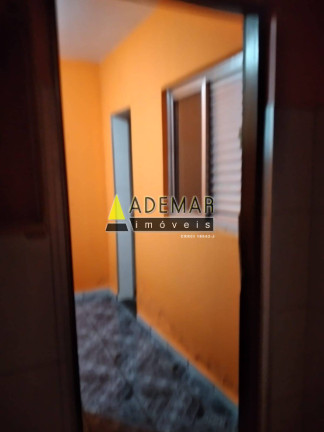 Imagem Casa com 3 Quartos à Venda, em Santa Candida - Diadema Imagem Casa com 3 Quartos à Venda, em Santa Candida - Diadema