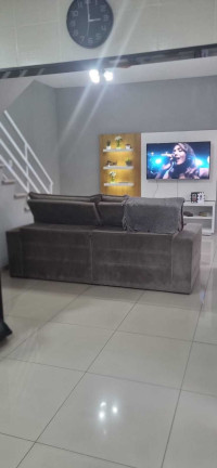 Imagem Casa com 3 Quartos à Venda, 450 m² em Jardim Vinte E Cinco De Agosto - Duque De Caxias