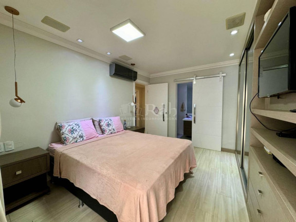 Imagem Apartamento com 3 Quartos à Venda, 170 m² em Centro - Balneário Camboriú