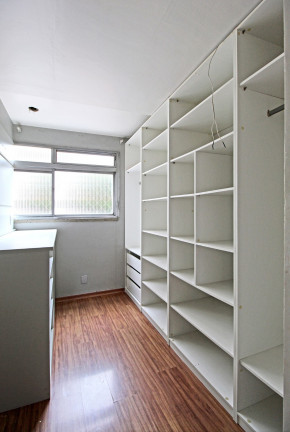 Imagem Apartamento com 3 Quartos à Venda, 101 m² em Higienópolis - Porto Alegre Imagem Apartamento com 3 Quartos à Venda, 101 m² em Higienópolis - Porto Alegre