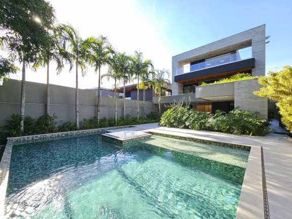 Imagem Casa com 5 Quartos à Venda, 692 m² em Riviera De São Lourenço - Bertioga Imagem Casa com 5 Quartos à Venda, 692 m² em Riviera De São Lourenço - Bertioga