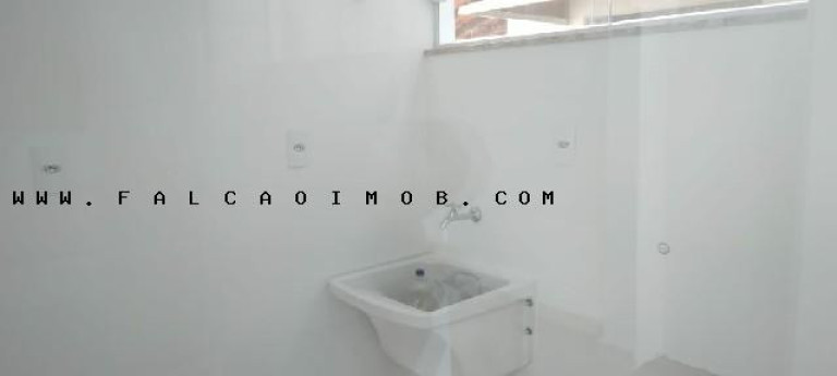 Imagem Casa com 3 Quartos à Venda, 176 m² em Buraquinho - Lauro De Freitas Imagem Casa com 3 Quartos à Venda, 176 m² em Buraquinho - Lauro De Freitas