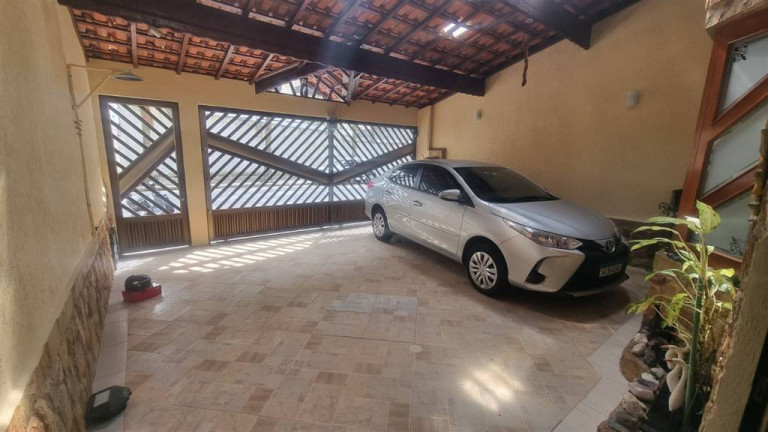 Imagem Casa com 3 Quartos à Venda, em Caiçara - Praia Grande Imagem Casa com 3 Quartos à Venda, em Caiçara - Praia Grande