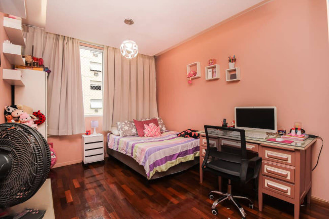 Imagem Apartamento com 3 Quartos à Venda, 175 m² em Copacabana - Rio De Janeiro Imagem Apartamento com 3 Quartos à Venda, 175 m² em Copacabana - Rio De Janeiro