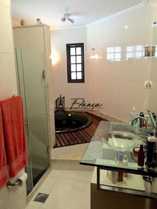 Imagem Imóvel com 3 Quartos à Venda, 1.277 m² em Piratininga - Niterói