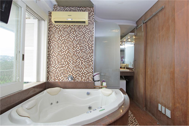 Imagem Casa com 4 Quartos à Venda, em São Lucas - Viamão Imagem Casa com 4 Quartos à Venda, em São Lucas - Viamão