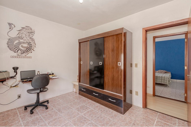 Imagem Casa com 4 Quartos à Venda, 381 m² em Camaquã - Porto Alegre Imagem Casa com 4 Quartos à Venda, 381 m² em Camaquã - Porto Alegre