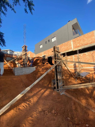 Imagem Casa com 4 Quartos à Venda, 463 m² em Portal Do Sol - Contagem Imagem Casa com 4 Quartos à Venda, 463 m² em Portal Do Sol - Contagem