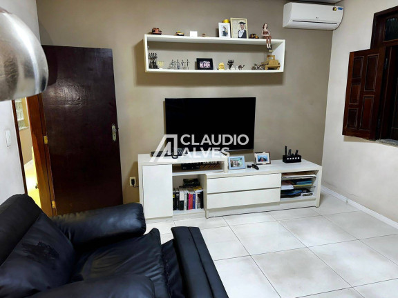 Imagem Casa com 4 Quartos à Venda, 300 m² em Cidade Nova - Feira De Santana Imagem Casa com 4 Quartos à Venda, 300 m² em Cidade Nova - Feira De Santana