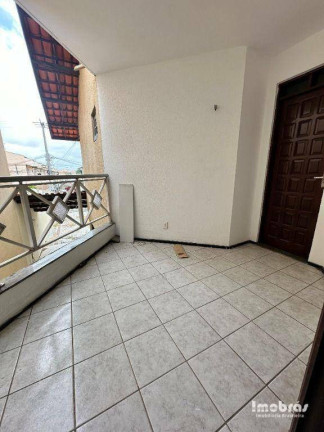 Imagem Casa com 4 Quartos para Alugar, 163 m² em Sapiranga - Fortaleza Imagem Casa com 4 Quartos para Alugar, 163 m² em Sapiranga - Fortaleza