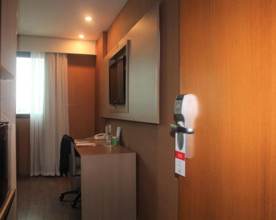 Imagem Flat com 1 Quarto à Venda, 28 m² em Indianópolis - São Paulo Imagem Flat com 1 Quarto à Venda, 28 m² em Indianópolis - São Paulo