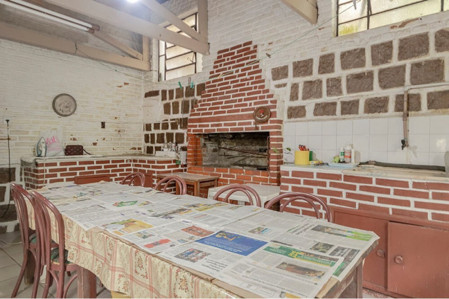 Imagem Casa com 5 Quartos à Venda, 164 m² em Cristal - Porto Alegre Imagem Casa com 5 Quartos à Venda, 164 m² em Cristal - Porto Alegre