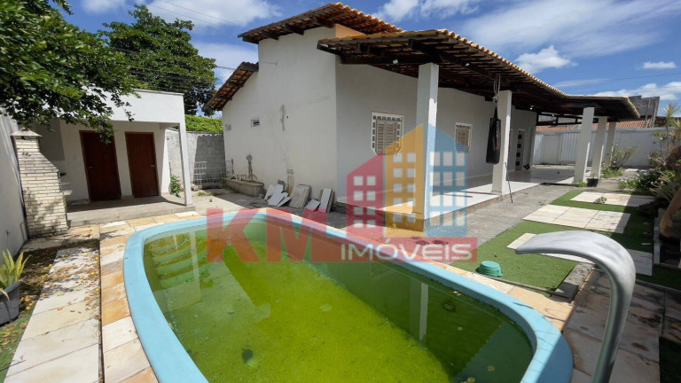 Imagem Casa com 4 Quartos à Venda, 198 m² em Dom Jaime Câmara - Mossoró Imagem Casa com 4 Quartos à Venda, 198 m² em Dom Jaime Câmara - Mossoró