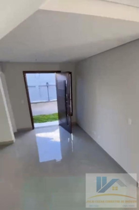 Imagem Casa com 3 Quartos à Venda, 190 m² em Bom Jesus - São José Dos Pinhais Imagem Casa com 3 Quartos à Venda, 190 m² em Bom Jesus - São José Dos Pinhais