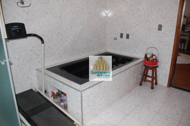 Imagem Sobrado com 4 Quartos à Venda, 363 m² em Jardim Paraventi - Guarulhos Imagem Sobrado com 4 Quartos à Venda, 363 m² em Jardim Paraventi - Guarulhos