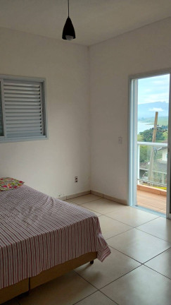 Imagem Casa com 4 Quartos à Venda, 600 m² em Piracaia Imagem Casa com 4 Quartos à Venda, 600 m² em Piracaia